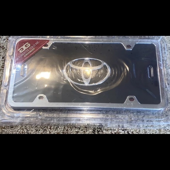 Toyota Logo Black Acrylic License Plate with Chrome Frame Kit - Picture 4 of 5